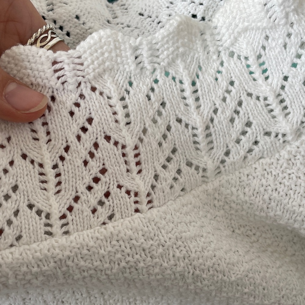 100% Cotton Made in the USA Vintage Knit Lace Crochet Top - Picture 4 of 5